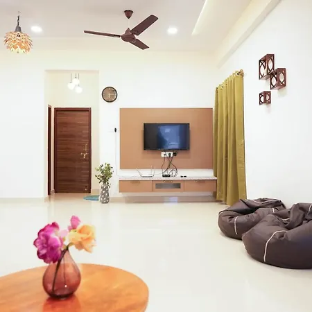 Lovely 2 Bhk House Near Us Embassy At Gachibowli Hyderabad Exterior photo