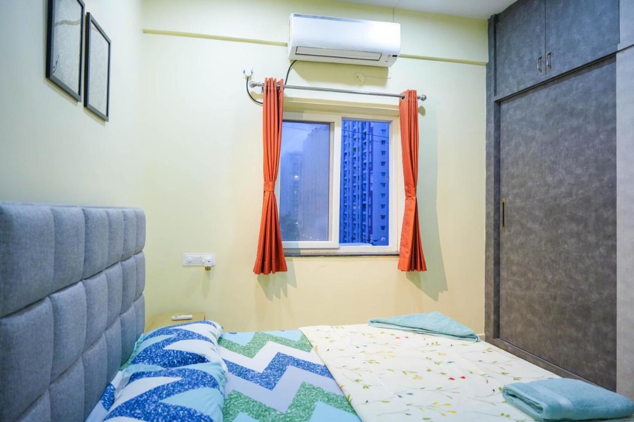 Lovely 2 Bhk House Near Us Embassy At Gachibowli Apartment